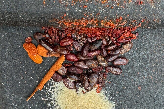 1 Hour Oaxacan Chocolate Making Class with Mole-making and Drinks - Snacks, Licensed Guidance, and the Benefits of a Small Group