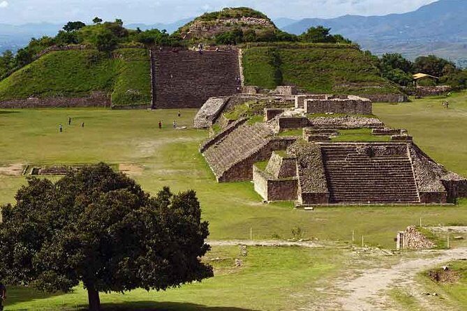 2 Days Oaxaca visiting Monte Albán, Mitla, Hierve el Agua, Mezcal - The Guide Factor: When Explanations Make the Ruins Click