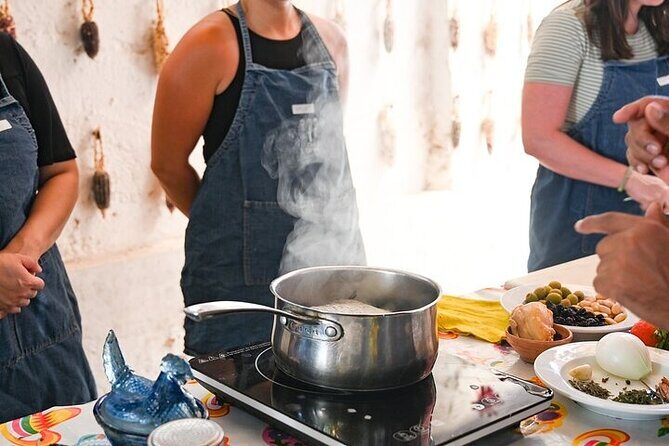 4 Moles Oaxacan Cooking Class with Traditional Cook - Moles in Oaxaca: Why This 4-Mole Class Makes Sense