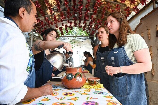 4 Moles Oaxacan Cooking Class with Traditional Cook - Party Mole and Enchilada Format: The 17-Ingredient Mole Moment
