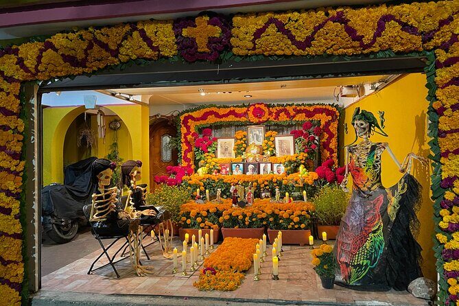 5 Hours Guided Day of The Dead Evening Walking Tour in Oaxaca - Why Día de Muertos in Oaxaca City Works So Well at Night