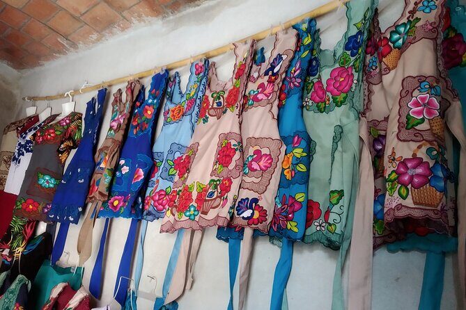 a day in the life of a Zapotec village - Morning Pickup at 8:30am: Getting There Without Losing the Day