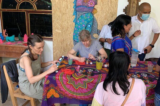 Alebrije Painting Workshop in San Martín Tilcajete with Pickup - Alebrijes in San Martín Tilcajete: what makes this class different