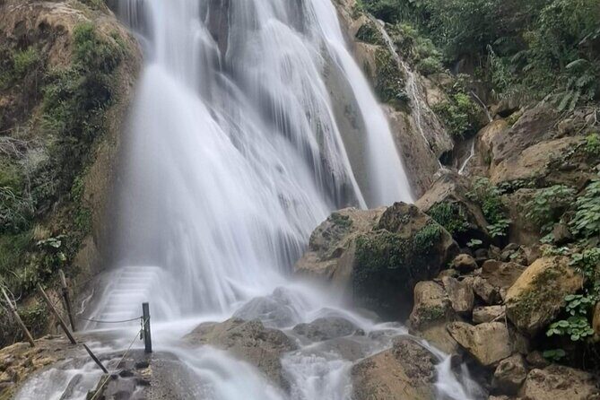 Amazing Waterfall Adventure in the Sierra Madre Mountains - The waterfall block: swimming, natural pools, and a cave moment