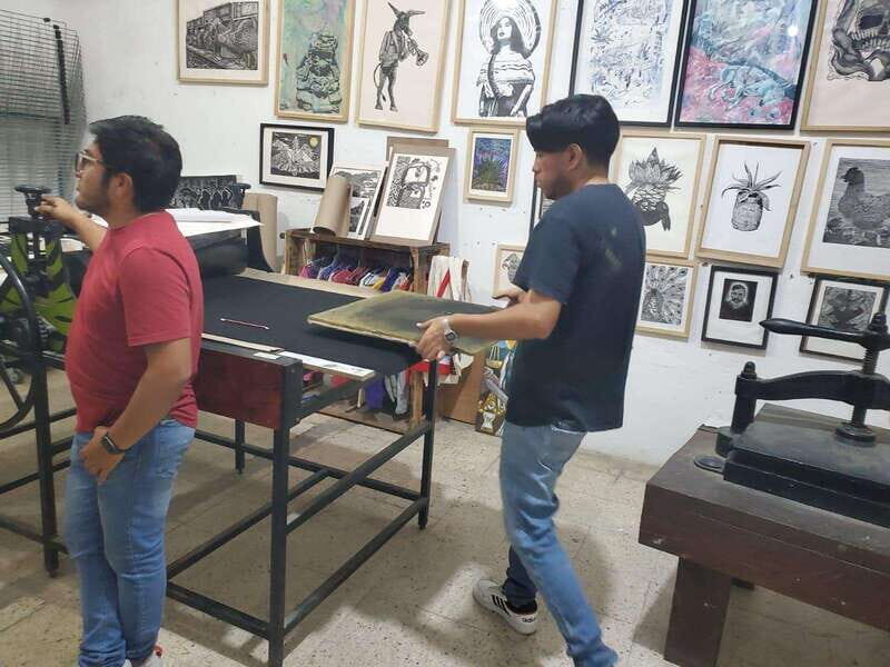 Art Workshops and Chocolate Shops Tour in Oaxaca - Walking format and the 2.5-hour time window