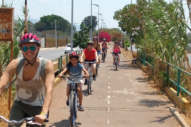 Bike tour to the Tule Tree and the Gastronomic Market - Safety, equipment, and who this tour fits best