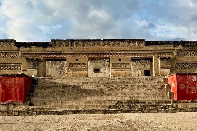 Boil water, Mitla, Teotitlan, Mezcal and more - Teotitlán del Valle textiles: pedal looms, plant dyes, and cochineal