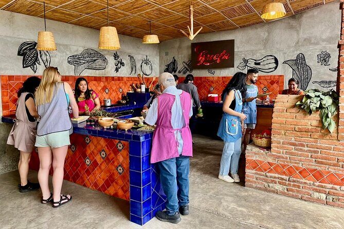 Cooking class with a traditional Oaxacan cook - Breakfast Day in Oaxaca: Tortillas, Sauces, and Clay-Pot Cooking
