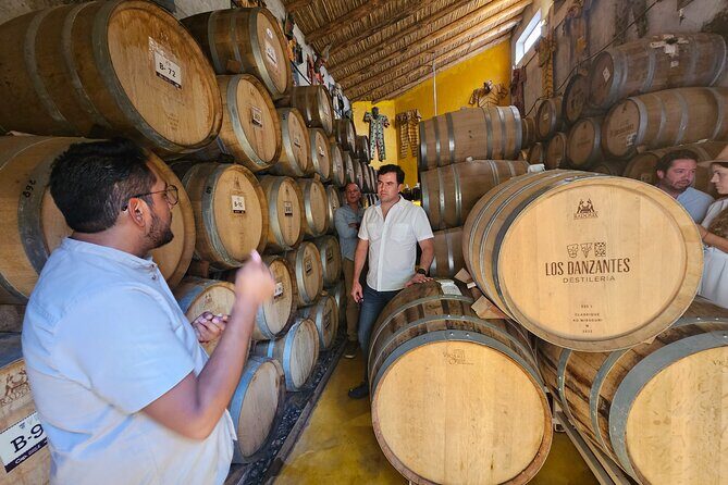 Danzantes Premium Mezcal, Hierve el Agua, Textiles & Lunch - Chocolate on a metate: an old tool you can actually taste