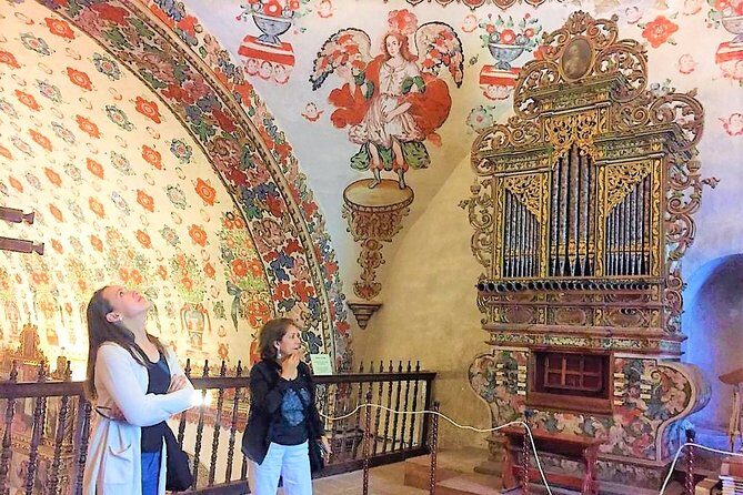 Exclusive Private Tour: Hierve el Agua with Hike, Mezcal & Gastronomy - Stop 3: San Jerónimo Tlacochahuaya Monastery Murals and the Bellows Organ