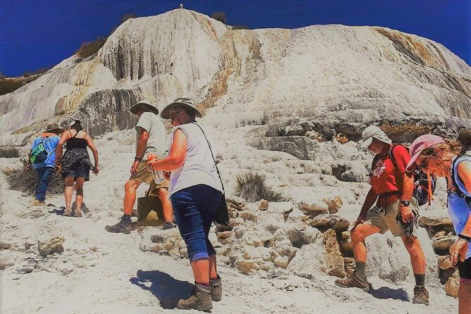 Exclusive Private Tour: Hierve el Agua with Hike, Mezcal & Gastronomy - Stop 1: Hierve el Agua’s Petrified Waterfalls and the Best Photo Walk