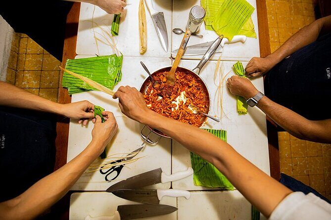 Flavors of Oaxaca: Cooking Class with No Set Menu and Local Market Tour - Hands-on cooking tasks: what you’ll do at the stove and table
