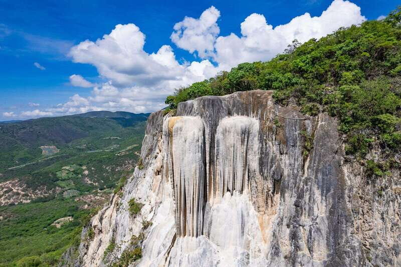 From Oaxaca: Hierve el Agua and Teotitlán del Valle - A Oaxaca culture-and-nature day, stitched together