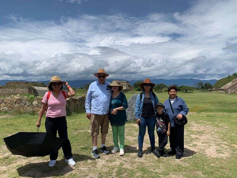 From Oaxaca: Monte Alban, Alebrijes & Black Clay Day Trip - The Arrazola food stop: what to do if lunch isn’t included