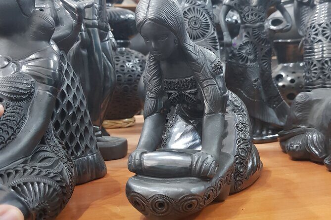 Full Day Private Tour of Oaxaca and its Surroundings - San Martín Tilcajete: carving and painting Zapotec-style wood animals