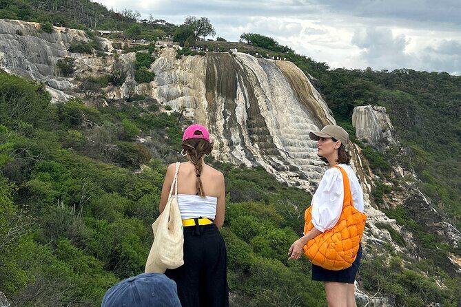Half-Day Tour to Explore Hierve el Agua - Stop One: The Tule Tree and the Breakfast Snack Window