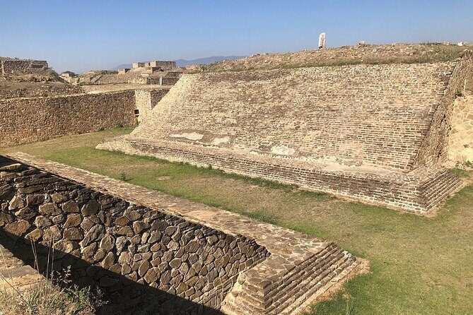 Half day tour to Monte Albán - Museum time, restrooms, and how to not burn out