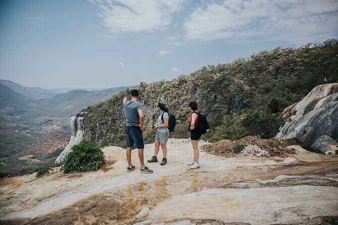 Hierve el Agua & More... All Included Guided Day Tour from Oaxaca - Yagul ruins: cactus-and-agave Zapotec atmosphere with fewer crowds