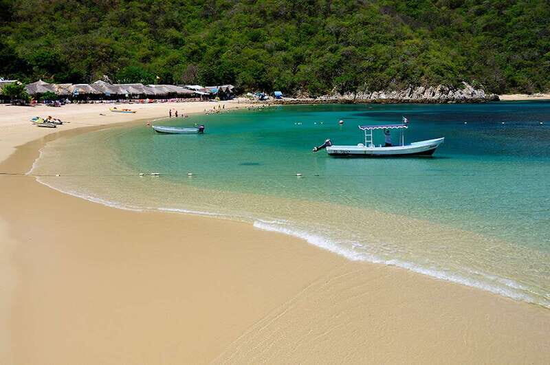 Huatulco: Premium Boat Tour with snorkel experience. - Chachacual Bay and La India: The Sea-Only Beach Stop