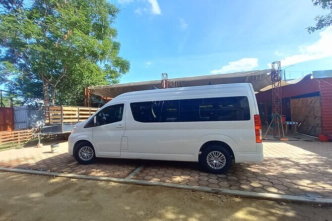 Luxury Transportation to and from Xoxocotlan Airport to Hotels - Who This Transfer Fits Best (and Who Might Want Something Else)