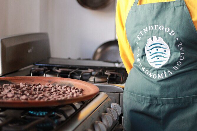 Make Oaxacan-style take-home chocolate - Oaxaca Criollo and the Cocoa Quality Lesson