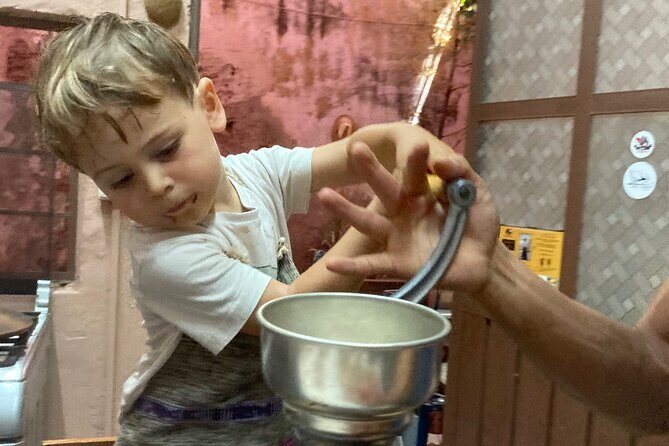 Make Your Own Chocolate with Oaxacan Tradition Private Class - Starting in Oaxaca City: what you learn before touching cacao