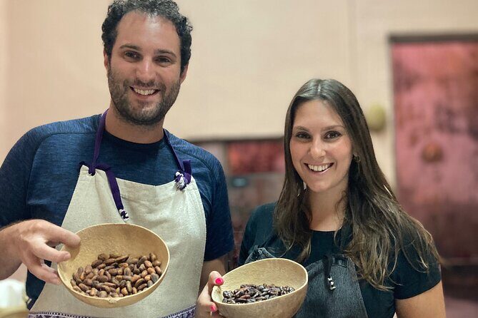Make Your Own Chocolate with Oaxacan Tradition Private Class - Small group (max 4) in English: timing and what to plan for