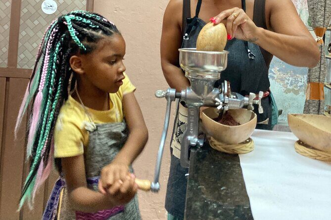 Make Your Own Chocolate with Oaxacan Tradition Private Class - Price and value: what $98.57 buys you in Oaxaca