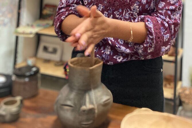 Make Your Own Chocolate with Oaxacan Tradition Private Class - Who should book this make-your-own chocolate class?