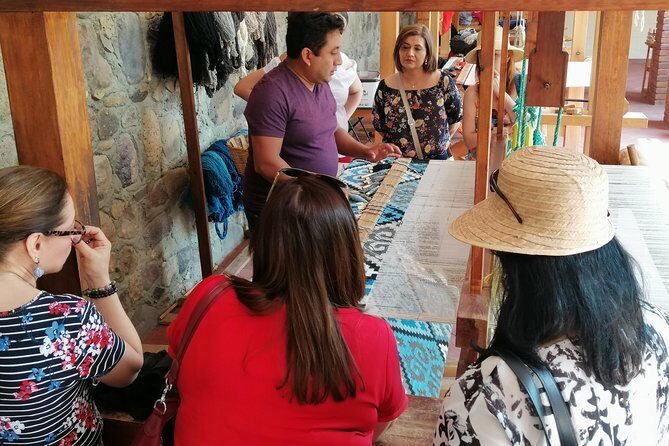 Mitla Half Day Guided Tour - Guides and group vibe: Why the bilingual format matters