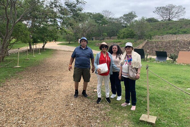 Monte Alban, Alebrijes & Black Pottery: Oaxaca Essential Day Tour - Stop 3: San Bartolo Coyotepec Black Pottery in Action