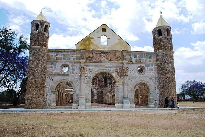 Monte Alban & artisan house workshop in Arrazola and Coyotepec - Should you book this Monte Albán plus Arrazola and Coyotepec tour?