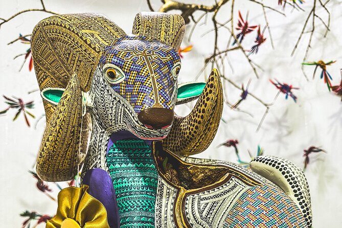 Monte Alban Chesillo and handicrafts alebrijes and black mud - Price and logistics: what $328.38 buys you