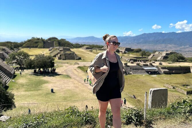 Monte Albán, Hierve el Agua, Mezcal distillery & Teotitlán rugs - Key highlights at a glance
