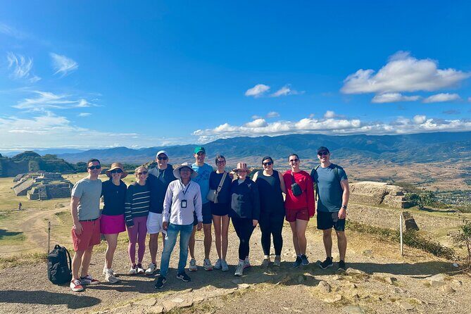 Monte Alban, Mezcal, Tule Tree and Wool Mats Tour - El Tule Tree: A Natural Landmark You’ll Actually Want to Photograph