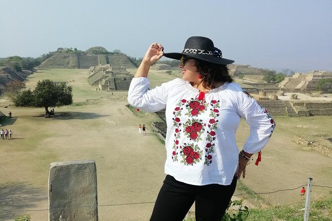 Monte Alban Shuttle - Timetables that fit your pace: departures and return timing