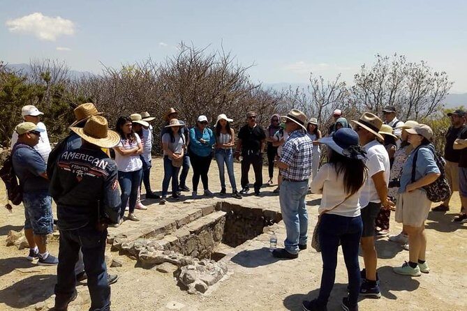 Monte Albán tour plus alebrijes and black clay workshops. - Starting from Oaxaca by Locals: the 8:00 a.m. launch