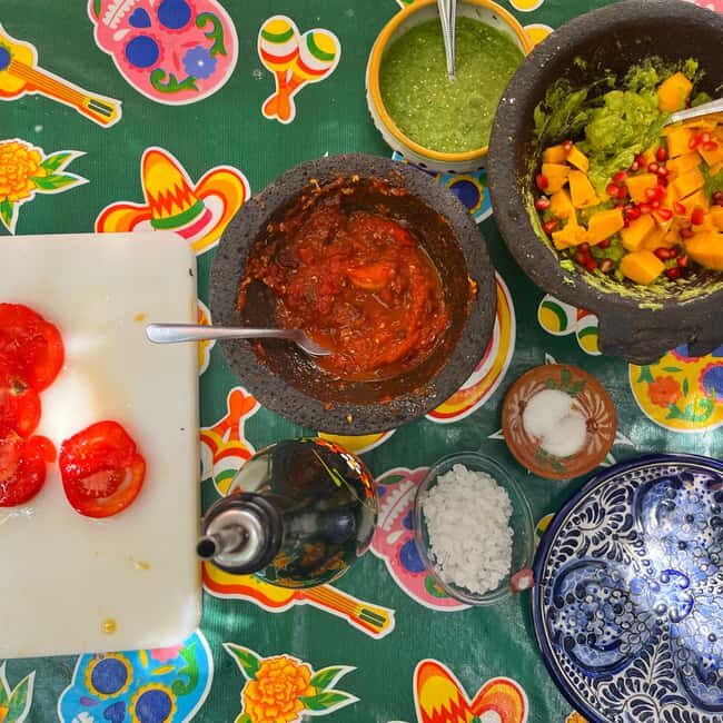 Oaxaca: 10 Mexican Salsas Cooking Class with Taco Tasting - Why This Oaxaca Salsa Class Feels More Like Skill-Building Than Snacking