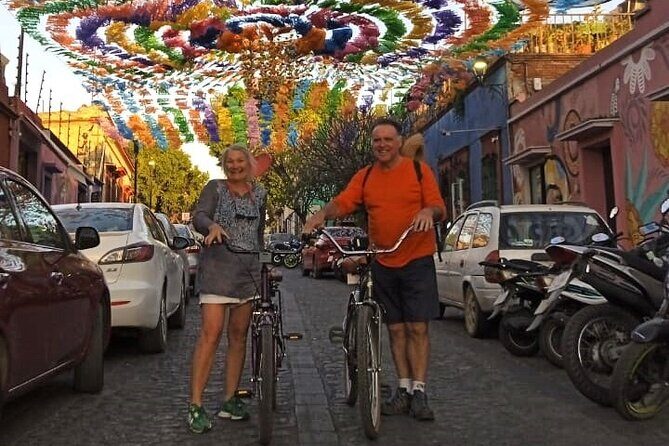 Oaxaca City Bicycle Tour Explore Iconic Barrios - Stop 1: The Cathedral of Oaxaca at the Zócalo