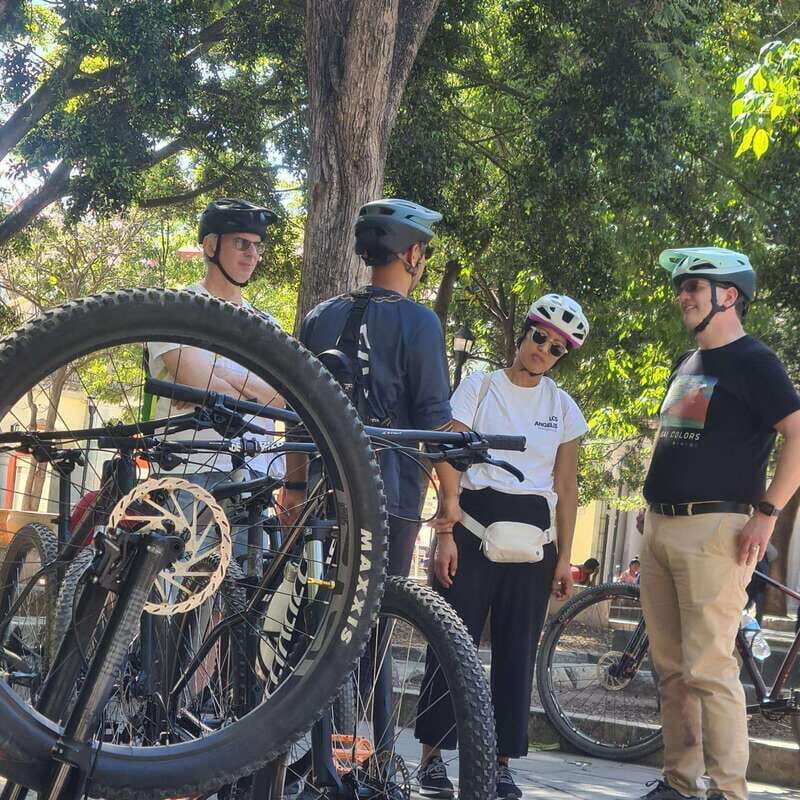 Oaxaca City: Bike Tour with Professional Guide+Art workshop - Optional add-on: the 8:00am art workshop and your engraving keepsake