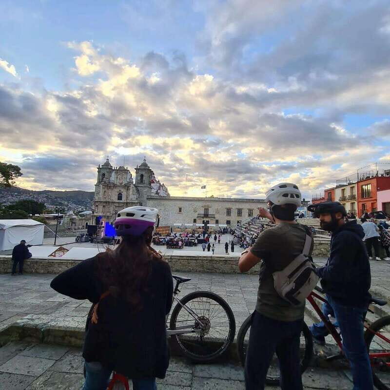 Oaxaca City: Bike Tour with Professional Guide+Art workshop - Safety and timing: how the guides keep you comfortable