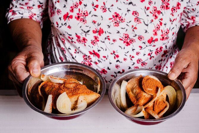 Oaxaca Eats Food Tour with 15+ Tastings - Ending at Mercado Benito Juárez: more confidence, less wandering