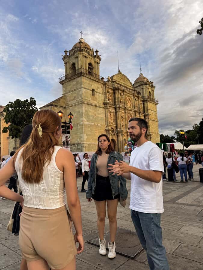 Oaxaca: First Day in Oaxaca — Walk with Your Personal Guide - Starting at San Juan de Dios, right by the 20 de Noviembre Market