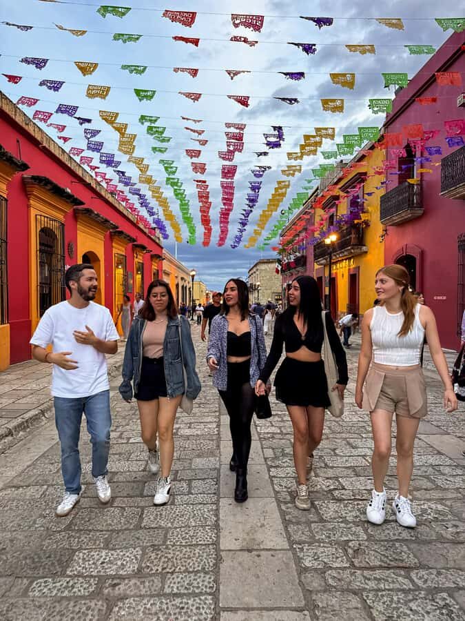 Oaxaca: First Day in Oaxaca — Walk with Your Personal Guide - Mercado Benito Juárez: cacao, chapulines, textiles, and everyday culture