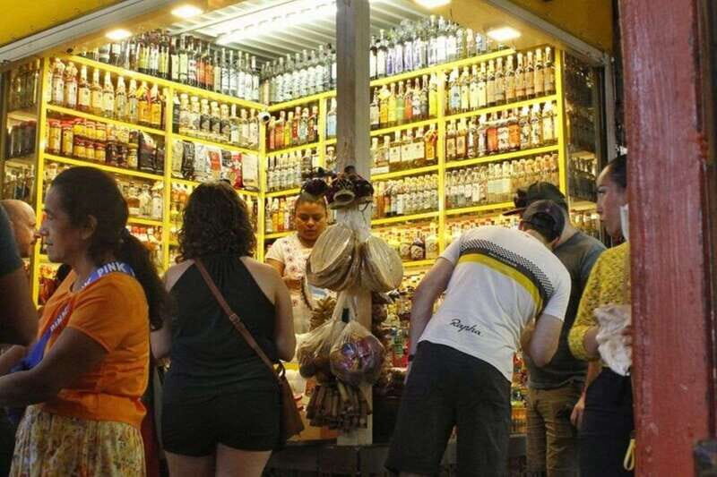 Oaxaca: Food and Markets Tour - First, Get Your Bearings at the Metropolitan Cathedral Meeting Point
