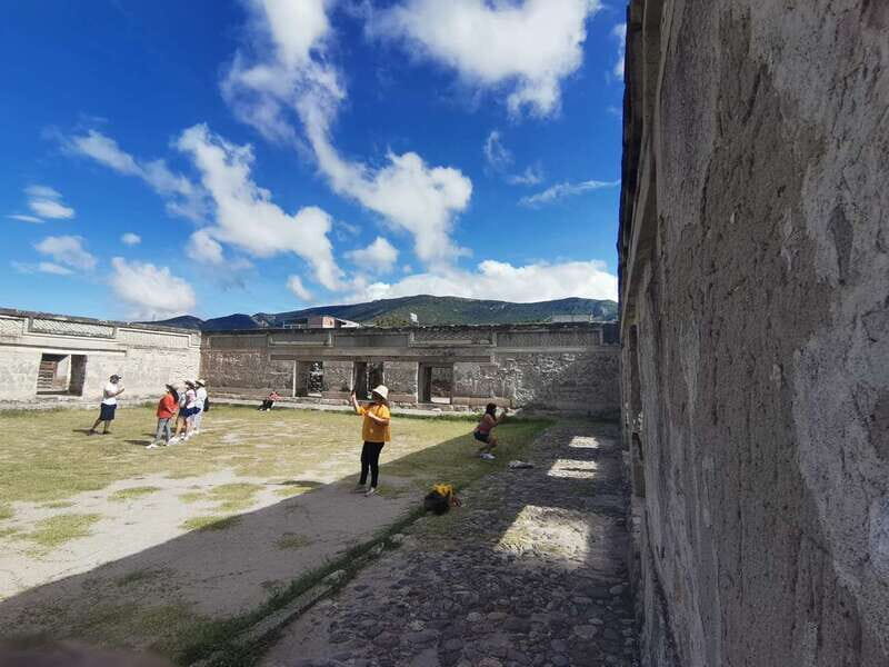Oaxaca: Full Day Guided Tour on the Hierve el Agua Route - Lunch Break: Traditional Buffet Energy Between Ruins