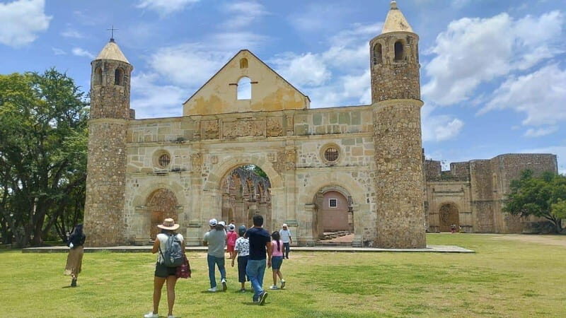 Oaxaca: Monte Alban, Cuilapam, and Artisan Villages Tour - Should You Book This Oaxaca Crafts and Ruins Tour?