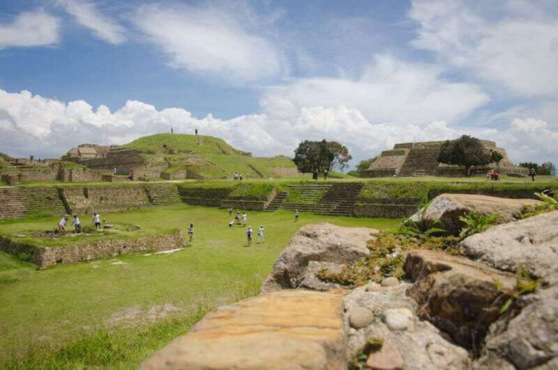 Oaxaca: Monte Alban Guided Archaeological Tour - Hotel pickup, AC van, and the 3.5-hour flow