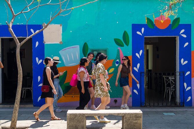Oaxaca Street Food Tour. Signature Markets Tour - Guides, English, and why the tour feels personal in a good way