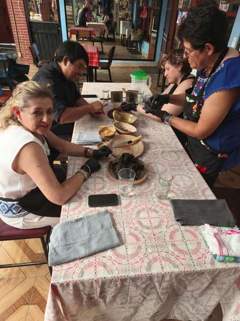 Oaxaca: Traditional Oaxacan Cooking Class - Should you book Raíces oaxaqueñas for this Oaxaca cooking class?